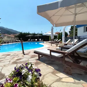 Ξενοδοχείο με διαμερίσματα Riviera
