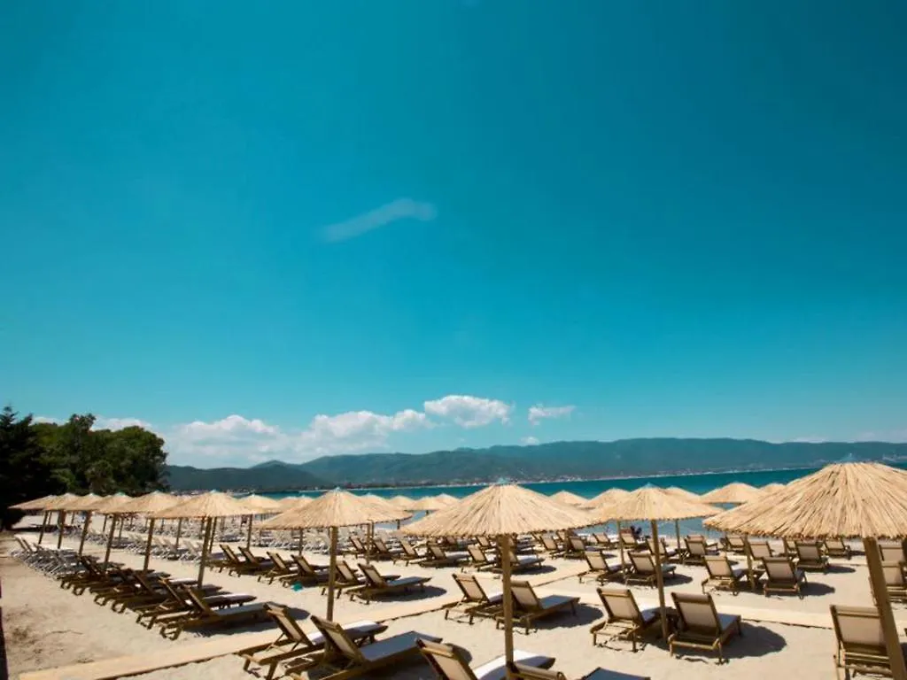 Ξενοδοχείο με διαμερίσματα Stefanidis Platani Beach Σταυρός